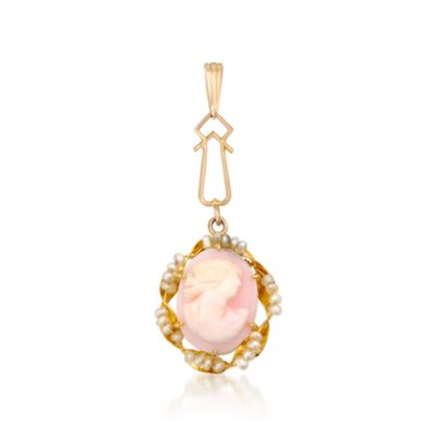 C. 1950 Vintage Agate and Pearl Cameo Pendant In 10kt and 14kt Yellow Gold &mdash; Alt Image 1