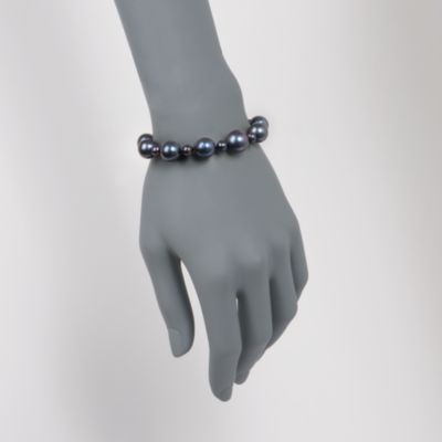 Black Pearl Bracelet in 14kt Yellow Gold. 7.5" &mdash; Alt Image 2