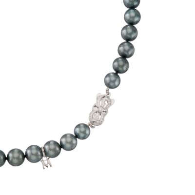 Mikimoto Special Edition Black South Sea Pearl Earring and Necklace Set With 18kt White Gold. 17" &mdash; Alt Image 4