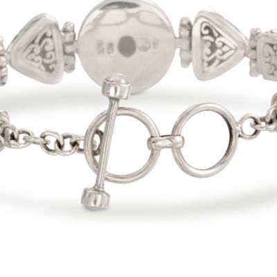 Balinese Mabe Pearl Toggle Bracelet In Two-Tone. 7" &mdash; Alt Image 3