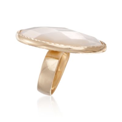 Italian Mother-Of-Pearl Ring in 14kt Yellow Gold. Size 8 &mdash; Alt Image 3