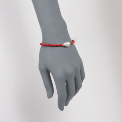 4.5-5mm Baroque Pearl and Red Coral Bead Bracelet in 14kt Yellow Gold. 7.25" &mdash; Alt Image 2