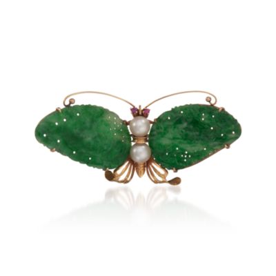 C. 1950 Vintage Carved Jade Butterfly Pin With Pearls in 14kt Yellow Gold &mdash; Alt Image 1