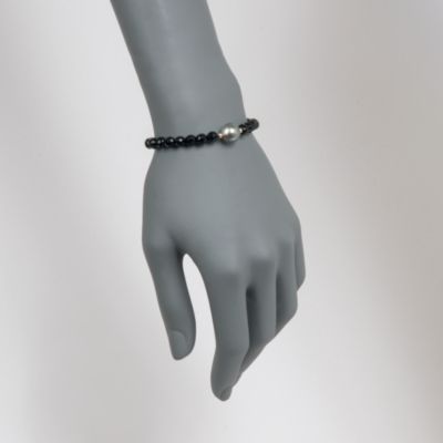 Agate and Black Tahitian Pearl Bracelet in 14kt Yellow Gold. Adjustable Size &mdash; Alt Image 2