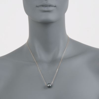 Black Tahitian Pearl Necklace in 14kt Yellow Gold &mdash; Alt Image 4