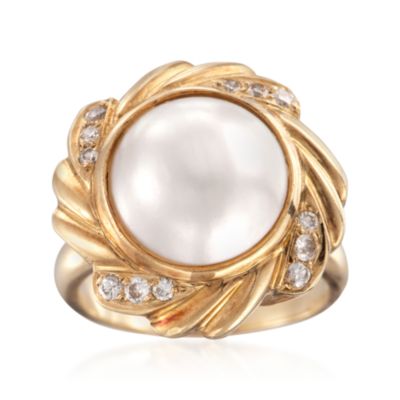 C. 1980 Vintage 12.5mm Cultured Mabe Pearl and Diamond Ring in  14kt Yellow Gold. Size 6 &mdash; Alt Image 1