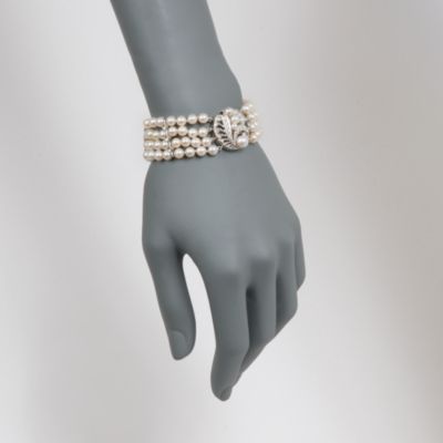 C. 1950 Vintage 5.5-6mm Multi-Strand Cultured Pearl Bracelet With Diamonds in 14kt White Gold. 7.5" &mdash; Alt Image 2