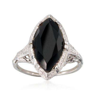 C. 1960 Vintage Engraved Black Onyx Ring in 14kt White Gold. Size 3.75 &mdash; Alt Image 1