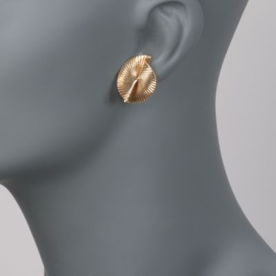 C. 1970 Vintage Tiffany Jewelry 14kt Yellow Gold Ruffled Fan Earrings &mdash; Alt Image 2