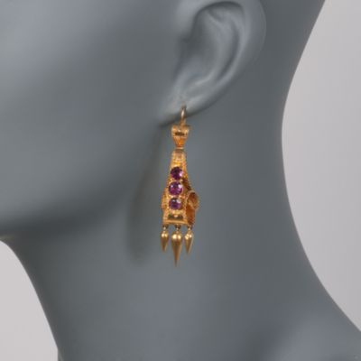 C. 1910 Vintage 6.35 ct. t.w. Garnet Pin and Earring Set in 14kt and 18kt Yellow Gold &mdash; Alt Image 2