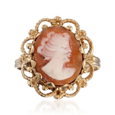C. 1970 Vintage Carved Shell Cameo Ring in 10kt Yellow Gold. Size 5.5 &mdash; Alt Image 1