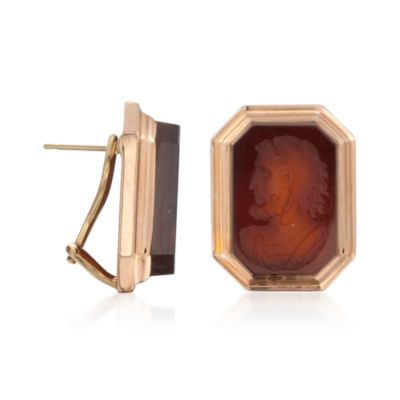 C. 1950 Vintage Carved Intaglio Carnelian Earrings in 14kt Yellow Gold &mdash; Alt Image 3