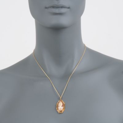 C. 1960 Vintage Carved Shell Cameo Pendant Necklace With Cultured Pearls in 10kt Yellow Gold. 18" &mdash; Alt Image 2