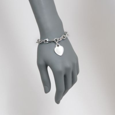 C. 2000 Vintage Tiffany Jewelry Sterling Silver Heart Charm Bracelet. 7.5" &mdash; Alt Image 2