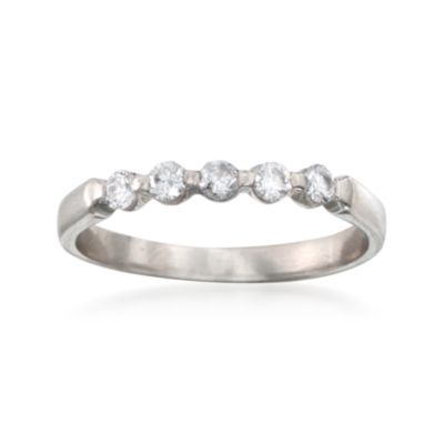 C. 2000 Vintage .25 ct. t.w. Diamond Ring in Platinum. Size 6 &mdash; Alt Image 1
