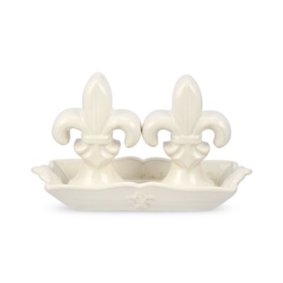 Portmeirion Cream "Fleur-De-Lys" Dinnerware &mdash; Alt Image 1