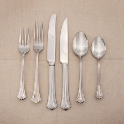 Reed & Barton 'Churchill' Stainless Flatware Set &mdash; Alt Image 1