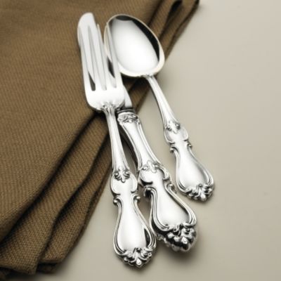 Towle "Queen Elizabeth" Sterling Flatware Set &mdash; Alt Image 1