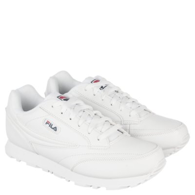 fila white shoes for men