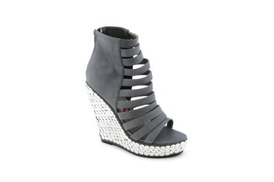 Womens Shakira-B6