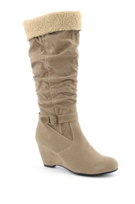 Womens Della-7