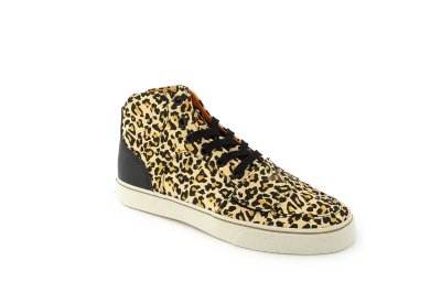 Womens W Cesario XVI M