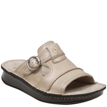 Eastland Up Slide - 3387-62