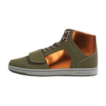 Creative Recreation Cesario