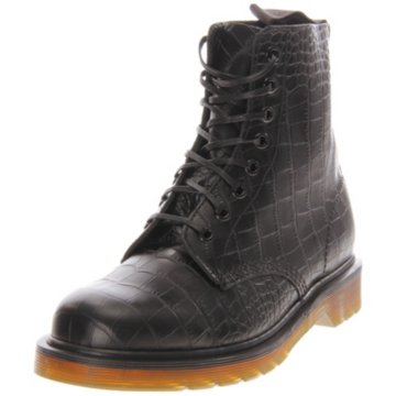 Dr. Martens Pascal 8-Tie Boot