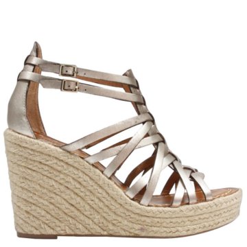 Nicole Wince - W24095-051