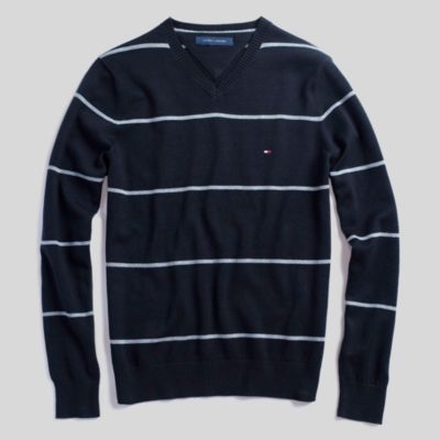 CLASSIC STRIPE V-NECK SWEATER