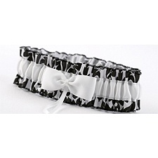Elegant Damask Garter - Black and White