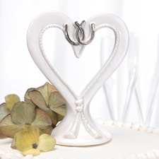 Linked Horseshoes Cake Top