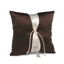 Country Charm Ring Pillow