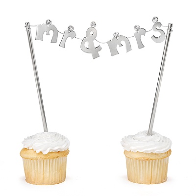 Mr. & Mrs. Banner Cake Top