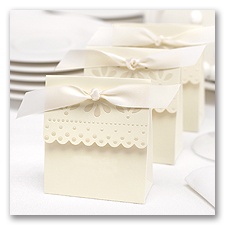 Ivory Eyelet Favor Boxes