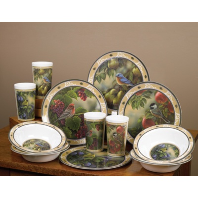Garden Visitors Dinnerware Set
