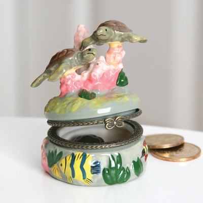 Turtle Porcelain Box