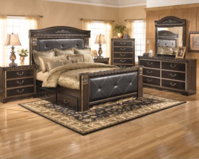 Bedroom Furniture Mart on Bedroom Sets   Market Square Croswell 5 Piece Mansion Bedroom