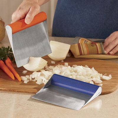 Rachael Ray Bench Scrape/Chop