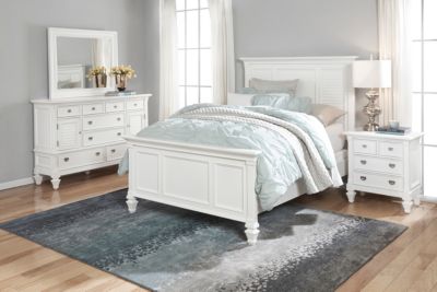 Breeze White 8 Drawer 2 Door Dresser Art Van