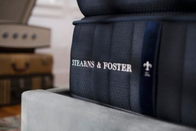 Stearns Foster Cassatt Luxury Ultra Plush Euro Pillowtop Queen