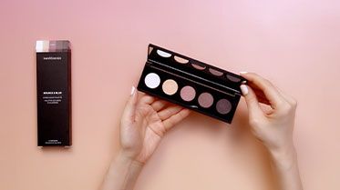 thumbnail imageBounce & Blur Eyeshadow Palettes-Dawn