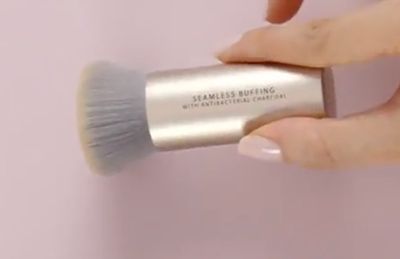 bare minerals brush shampoo