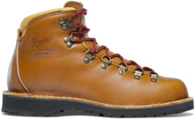 old style walking boots