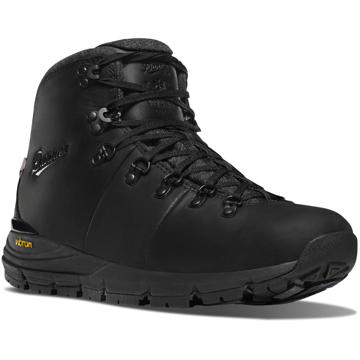 DANNER MANUFACTURING Mens Mountain 600 4.5 Insulated Hiking Boot 