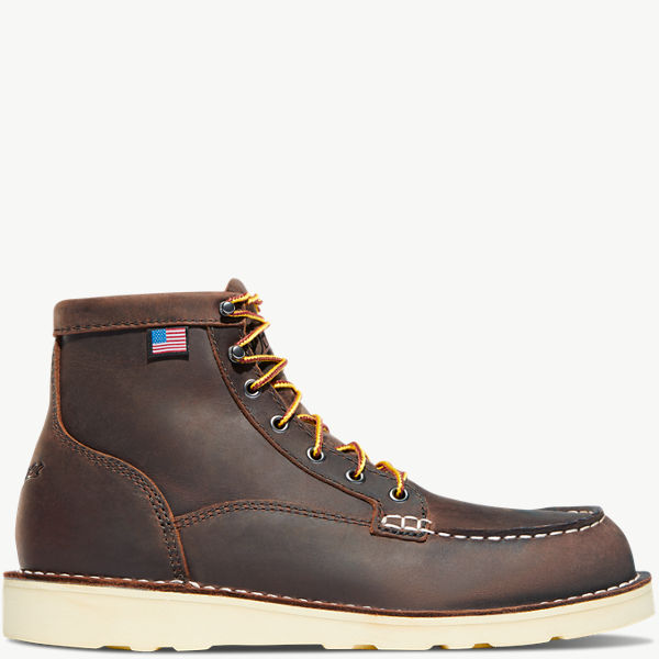 danner women's bull run moc toe