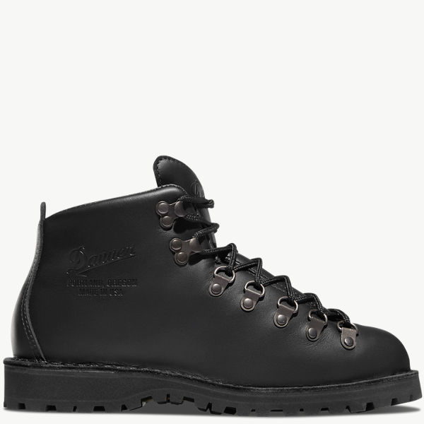 Danner Women S Mountain Light Cascade Clovis