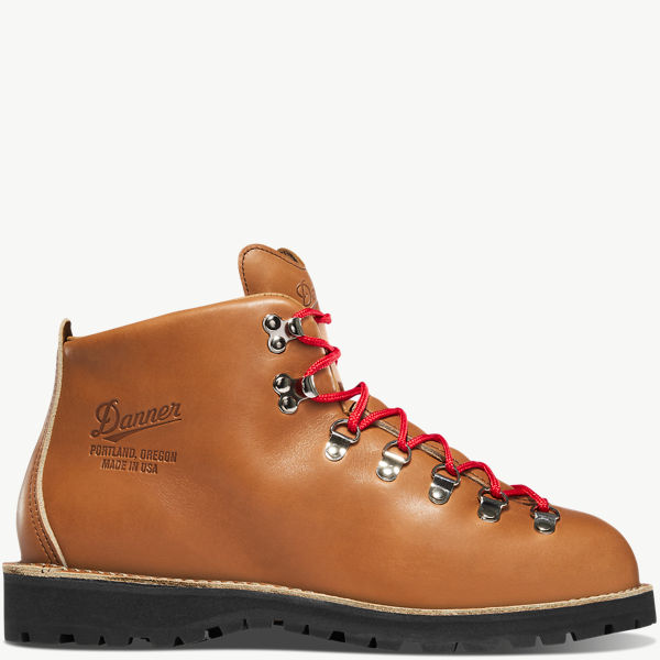 danner mountain light cascade hiking boots