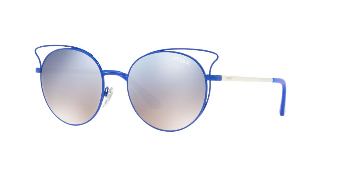Vogue Eyewear Woman VO4048S - Frame color: Blue, Lens color: Blue Gradient Mirror